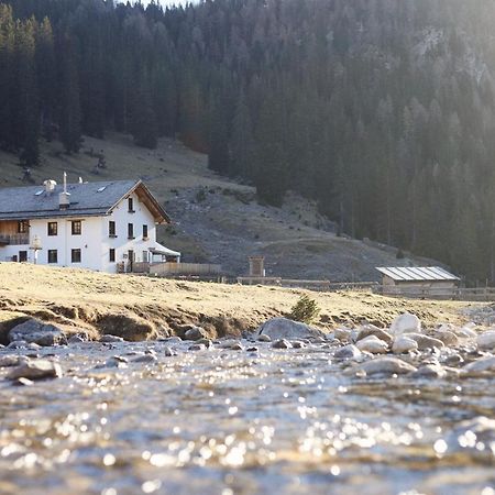 Rifugio Malga Ra Stua Βίλα Κορτίνα Ντ' Αμπέτσο Εξωτερικό φωτογραφία